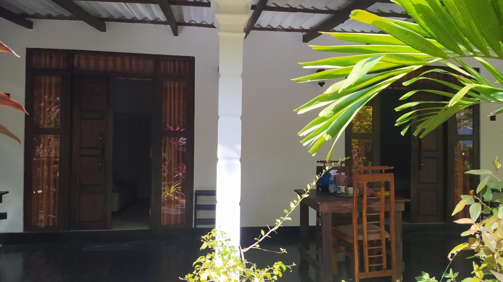 Yashi'S Place סיגירייה מראה חיצוני תמונה