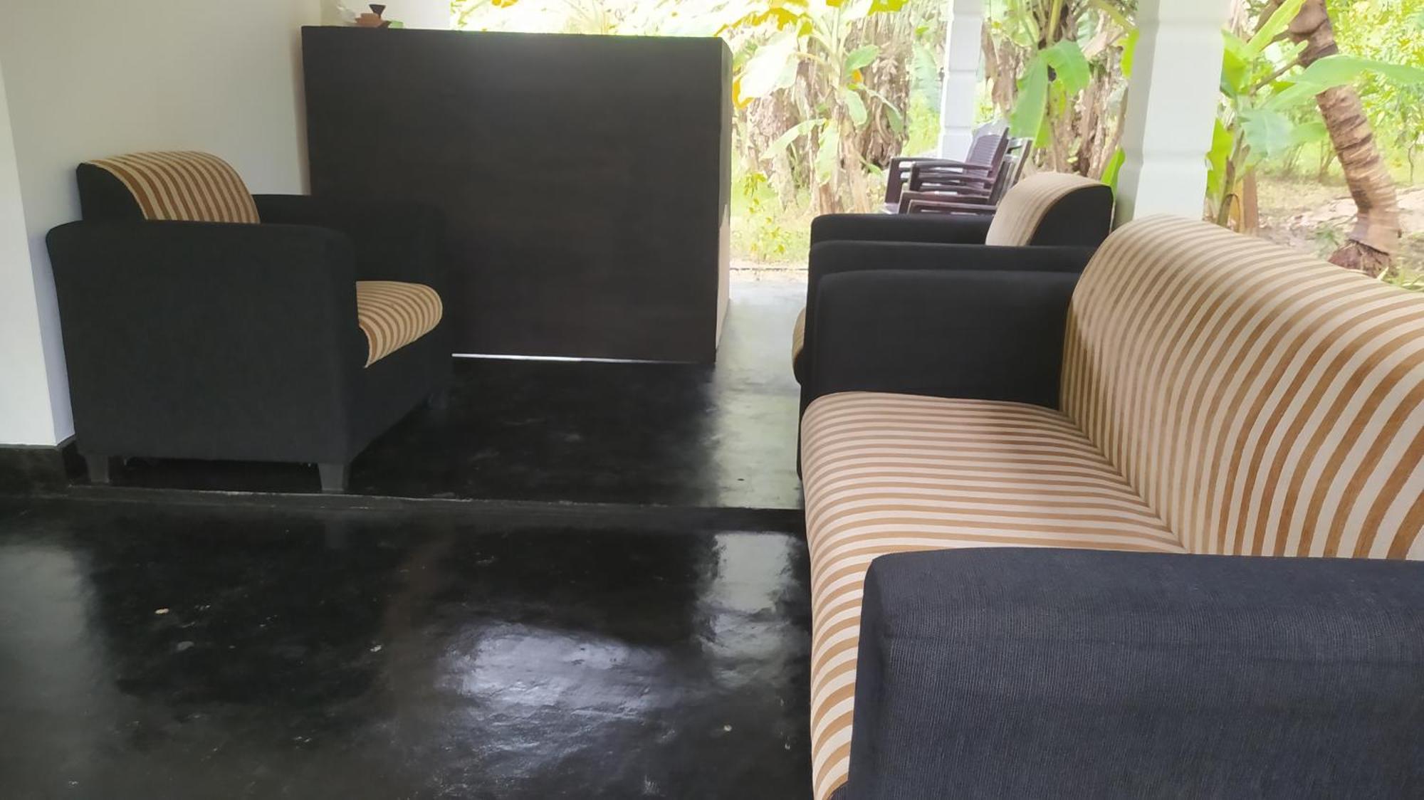 Yashi'S Place סיגירייה מראה חיצוני תמונה