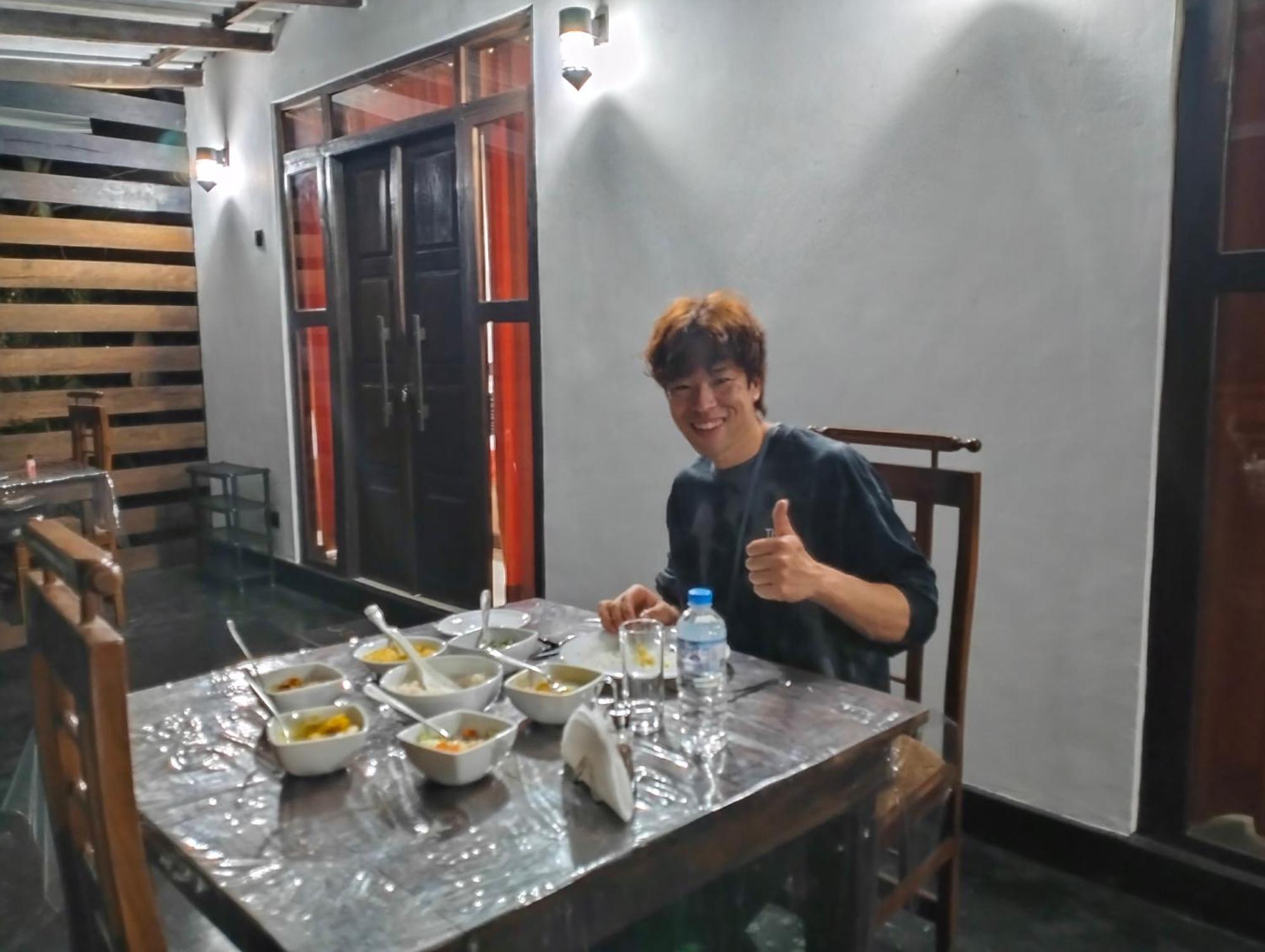 Yashi'S Place סיגירייה מראה חיצוני תמונה